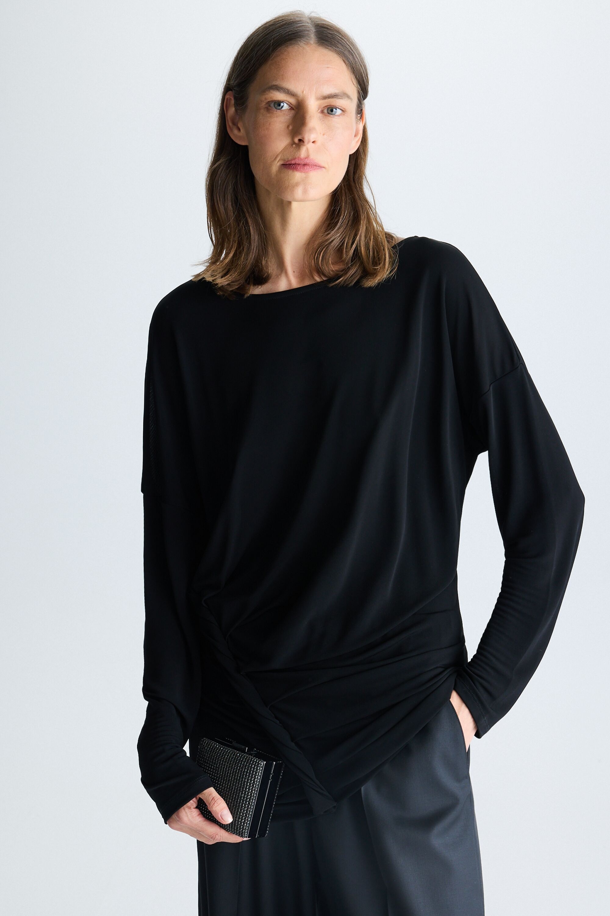 Draped knit asymmetric t-shirt