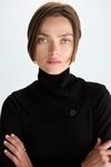 Detachable turtleneck stretch-knit fitted sweater