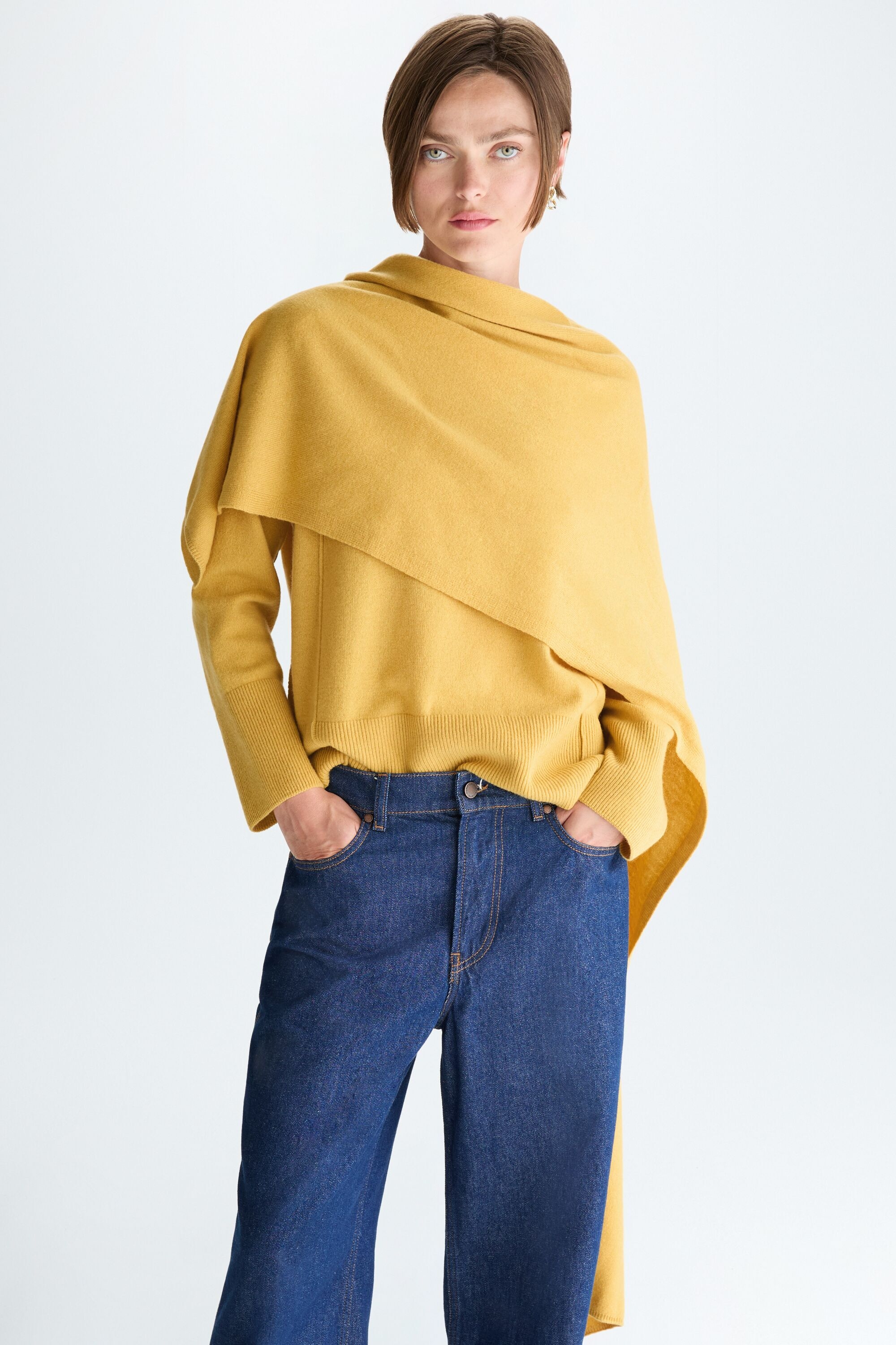 Wool straight-fit sweater with detachable scarf