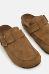 Suede flat shoes