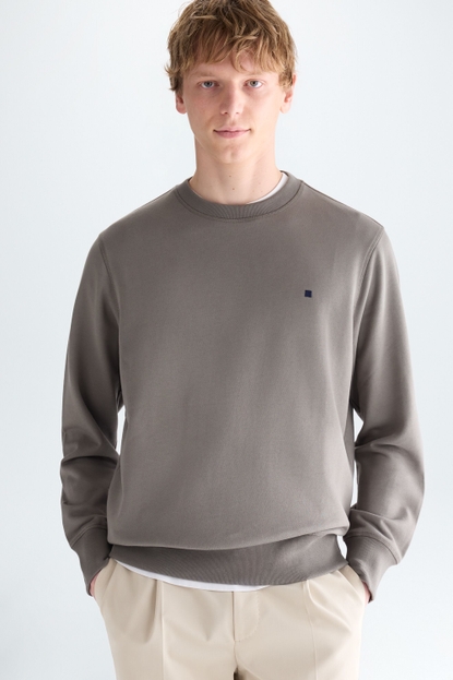 FLEECE SWEATSHIRT