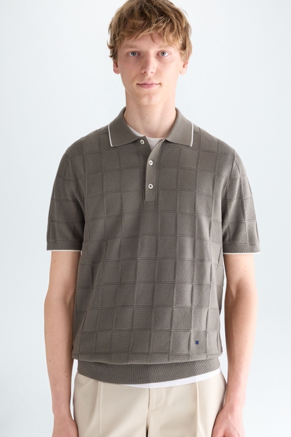 CUBES TEXTURED KNIT POLO SHIRT