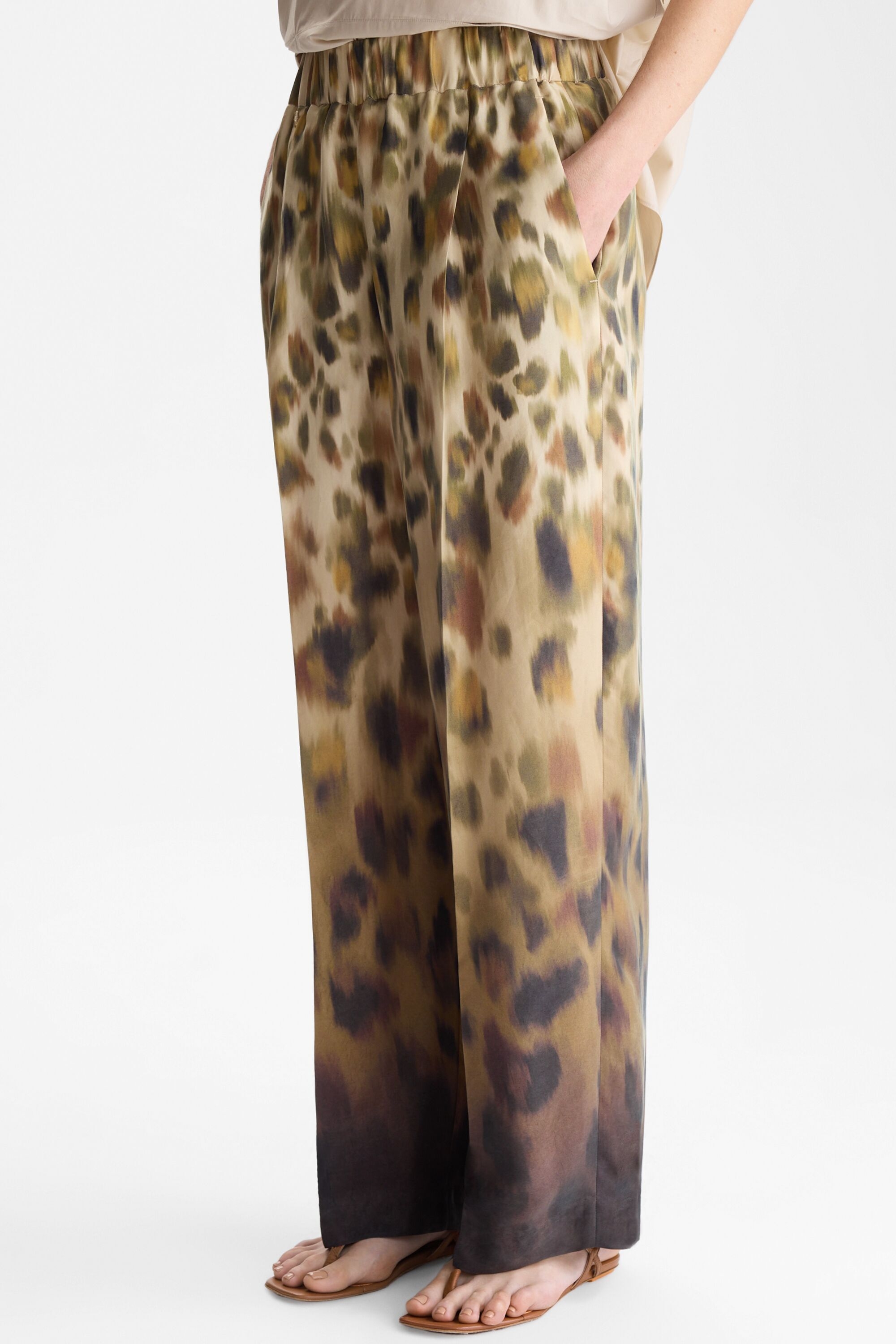 Print cupro pyjama-style trousers